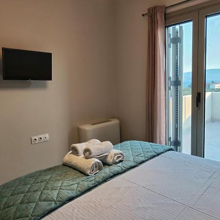 Gythio Mare Apt Apartment Mavrovoúnion Екстериор снимка