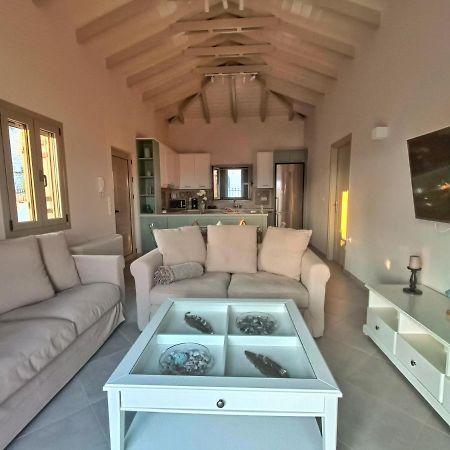 Gythio Mare Apt Apartment Mavrovoúnion Екстериор снимка